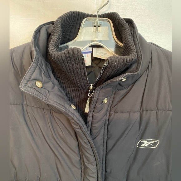 Reebok Black Sleeveless Solid Sport Vest Ladies  Med - Picture 3 of 10